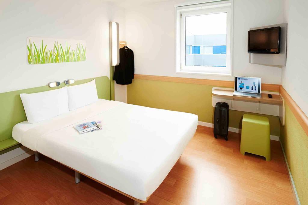 Ibis Budget Nancy Porte Sud Houdemont Esterno foto